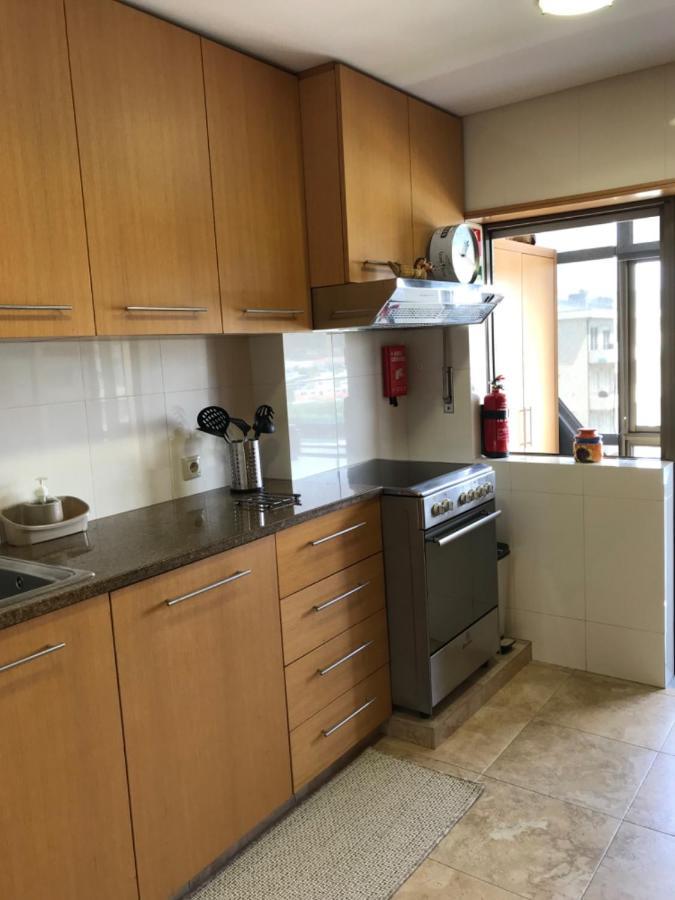 Beachfront Apartment With Sea View Azurara Екстериор снимка